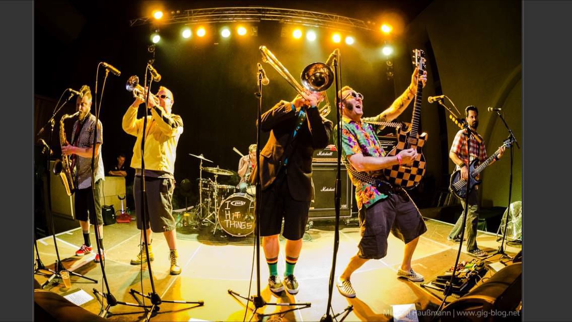 Reel Big Fish - Life Sucks...Let's Dance!